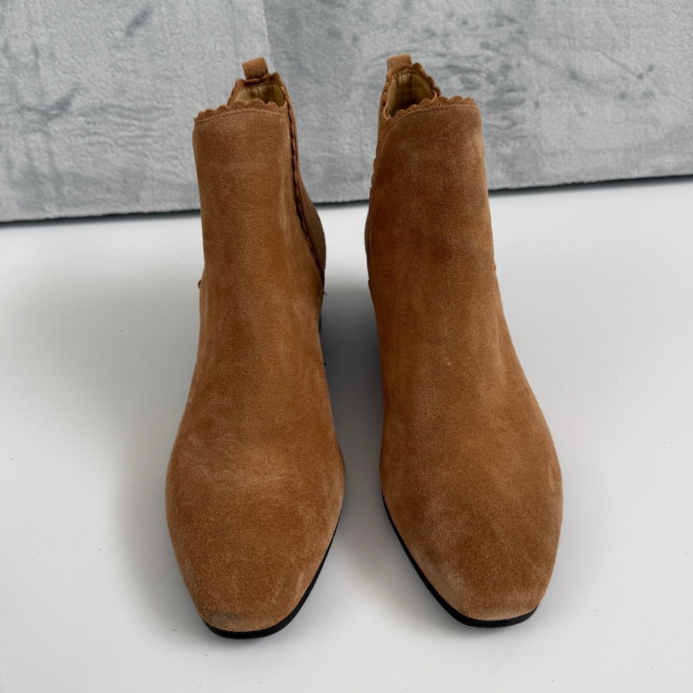 Talbots Dakota Suede Scallop Edge Chelsea Ankle Boots Tan 9.5M Block Heel